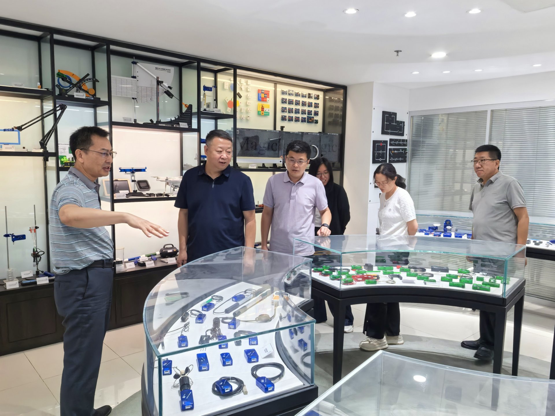 777水果游戏机手机版app下载科创