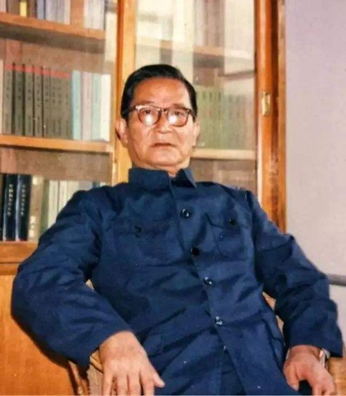系中国近现代史学位点的创建者